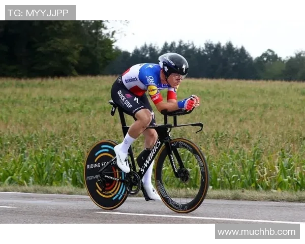 赛后复盘:杭州羽毛球队与重庆羽毛球队的战术意识与团队协作分析